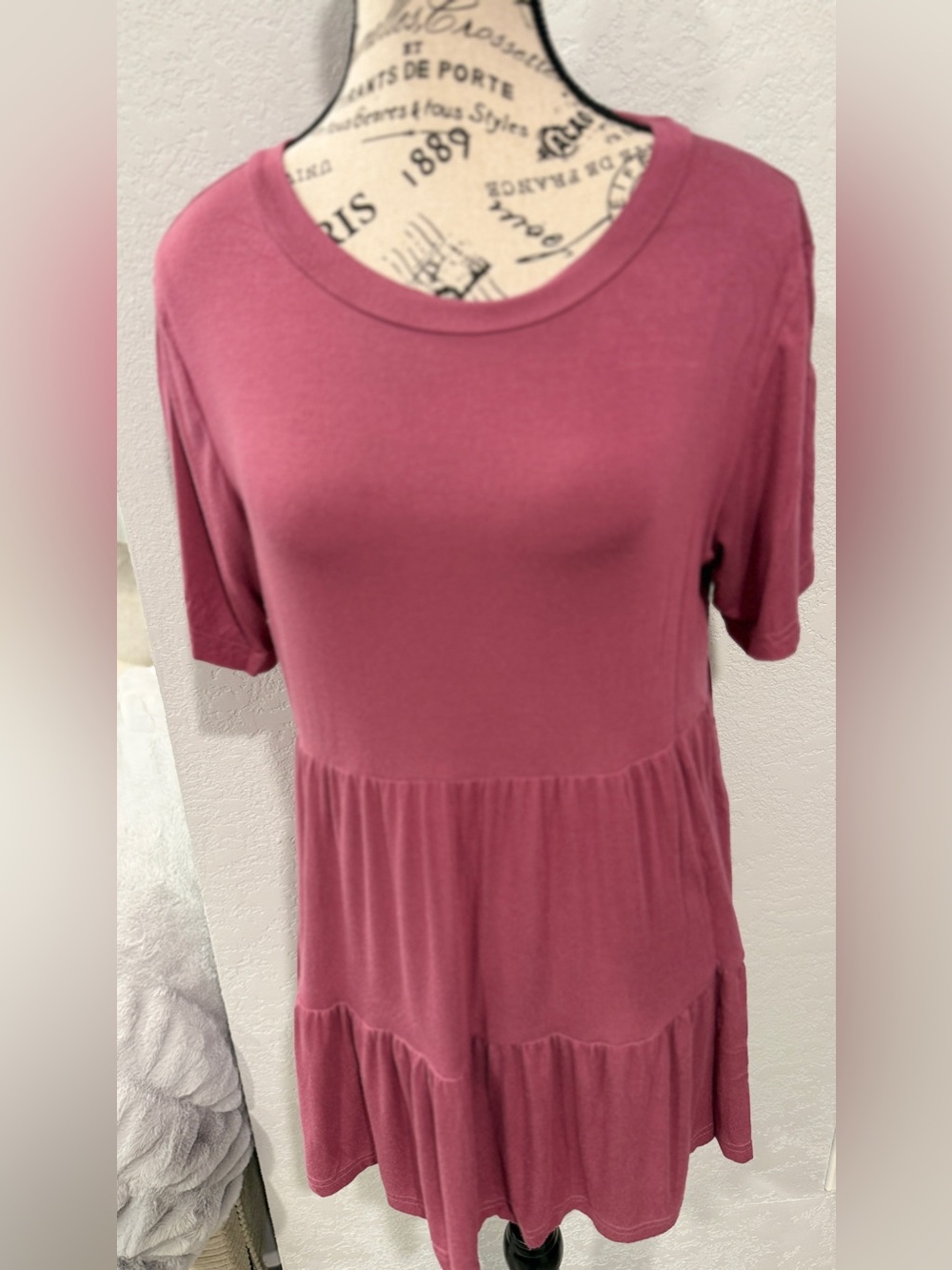 Boutique Maternity Top Size Medium Mauve Babydoll Tunic Tiered Shirt - Picture 2 of 6